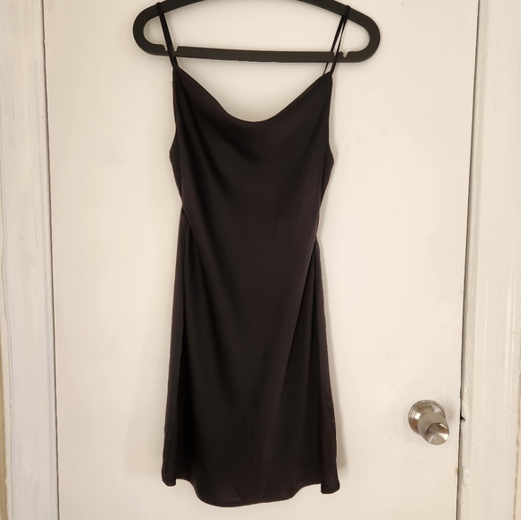 Little Black Dress - Picture 3 of 6